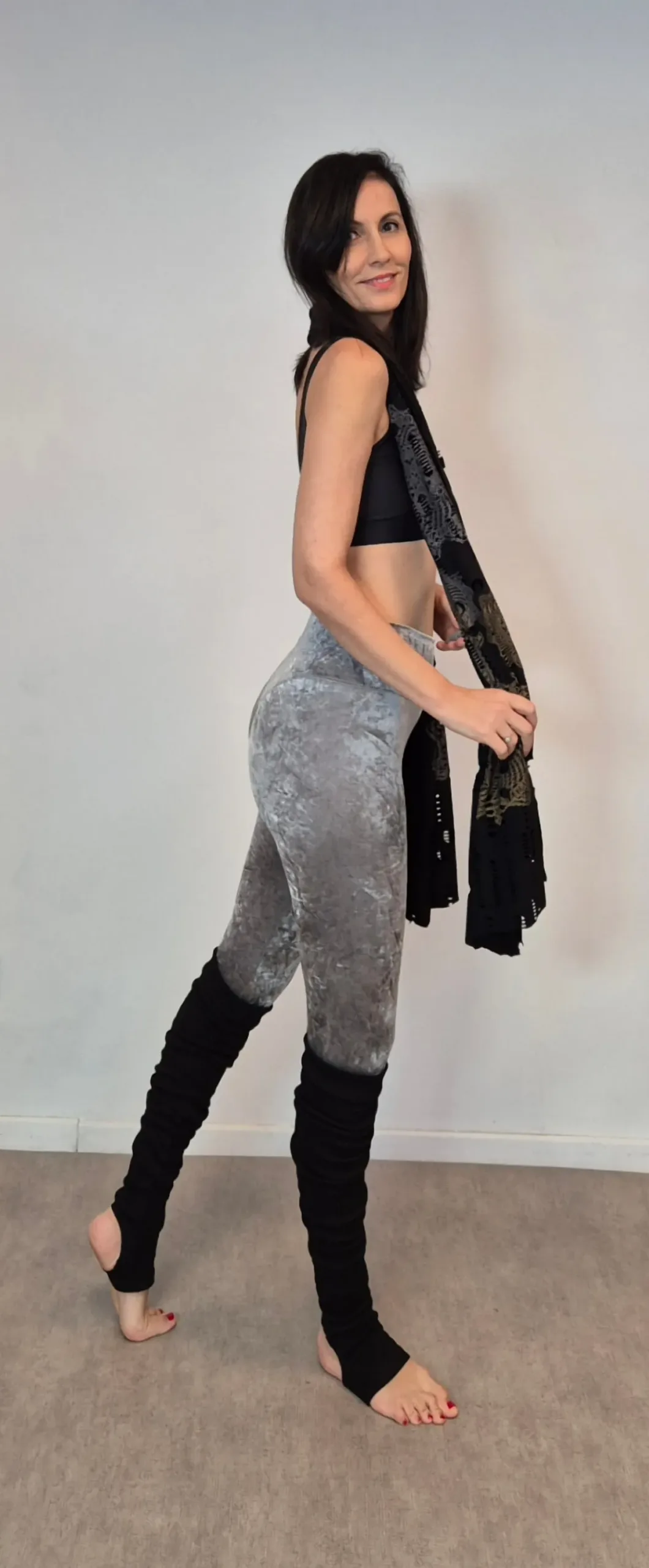 חותלות סריג שחורות עם רגלית